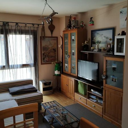 Apartamento En Escarrilla, ซาเยนต์ เด กาเยโก ภายนอก รูปภาพ