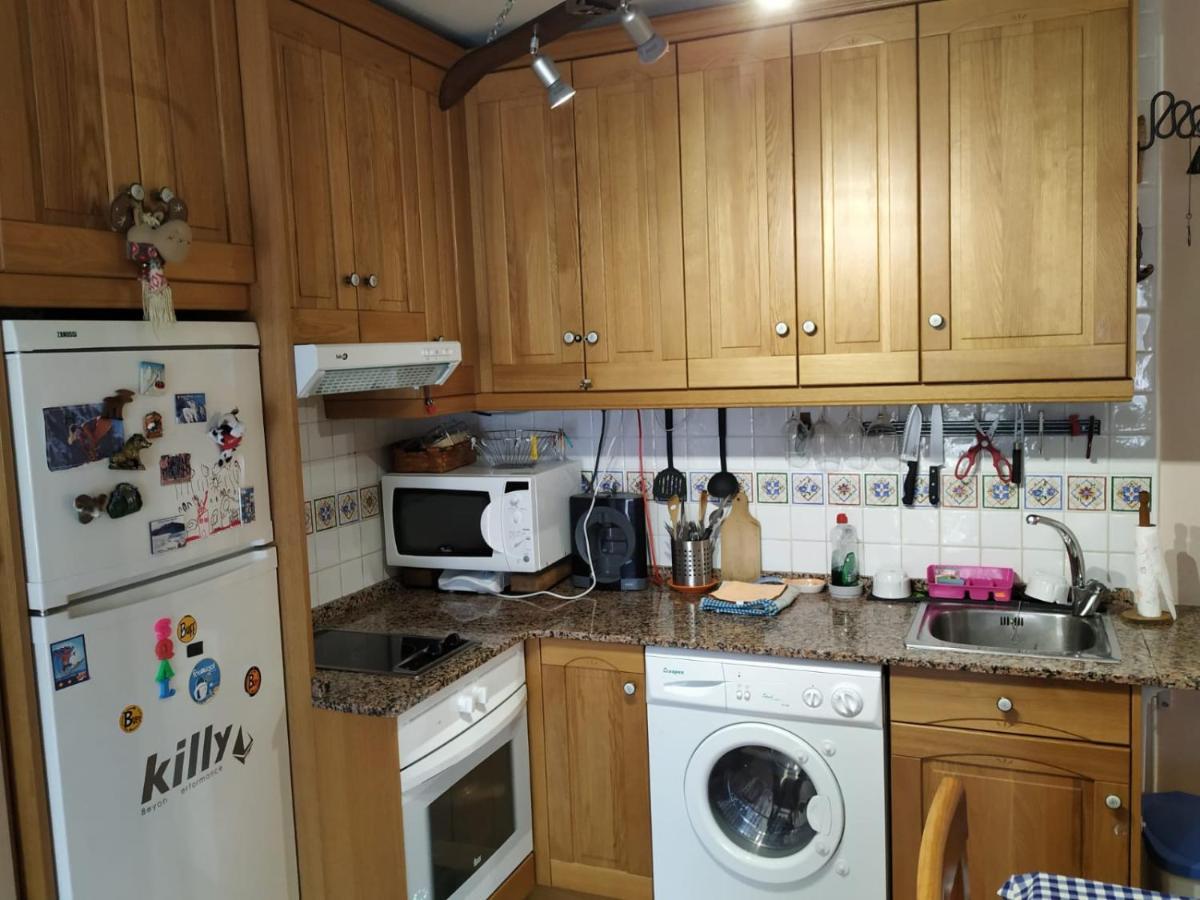 Apartamento En Escarrilla, ซาเยนต์ เด กาเยโก ภายนอก รูปภาพ